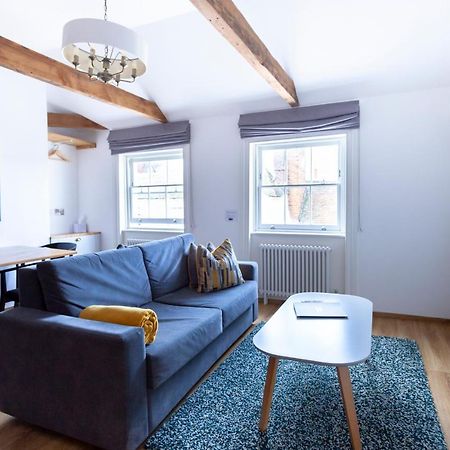 Apartment 6 At Number 8: City Centre, 1 Bedroom, Sofa Bed In Lounge Canterbury Luaran gambar