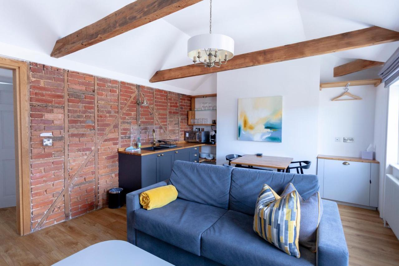 Apartment 6 At Number 8: City Centre, 1 Bedroom, Sofa Bed In Lounge Canterbury Luaran gambar